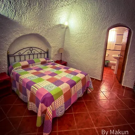 Cuevas Pedro Antonio De Alarcon *